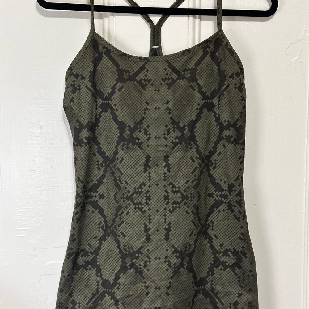 Lululemon Power Y Tank Top Racerback in Ziggy Snake Fatigue Gator Green